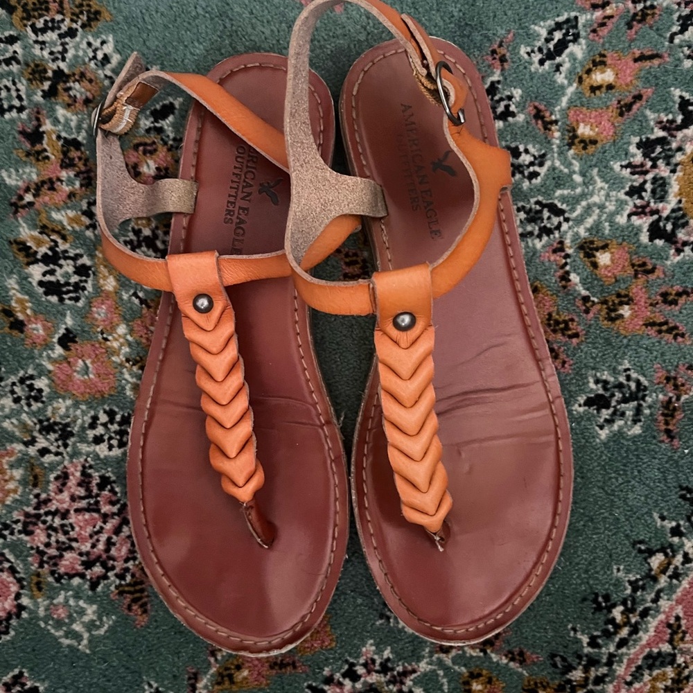 American Eagle Leather Sandals Size 6